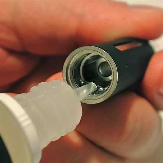 Как заправить электронную сигарету специальной жидкостью в домашних условиях. жидкость для электронных сигарет