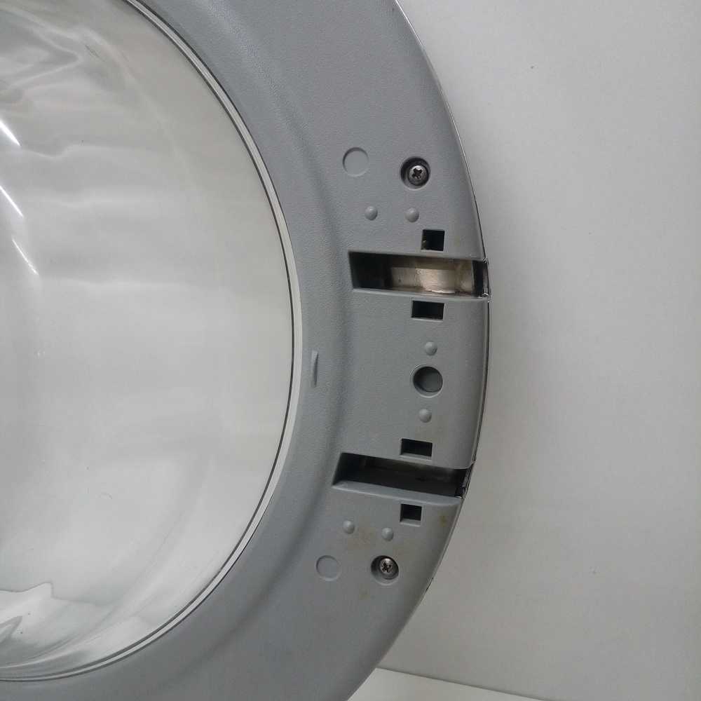 Не закрывается дверца стиральной машины: причины и способы устранения поломки