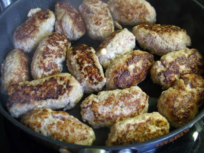 Насадка кеббе в мясорубке: что это такое, как ей пользоваться и как приготовить блюдо
