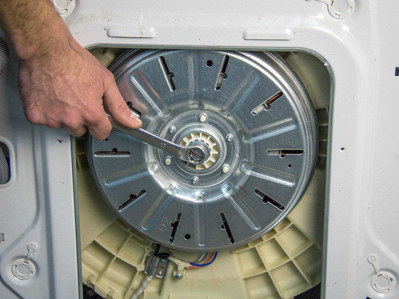 Почему не крутится барабан стиральной машины - причины. жми!
почему не крутится барабан стиральной машины - причины. жми!