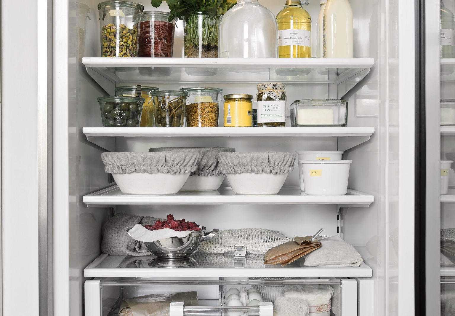 12 почему продукты питания хранят в холодильниках?