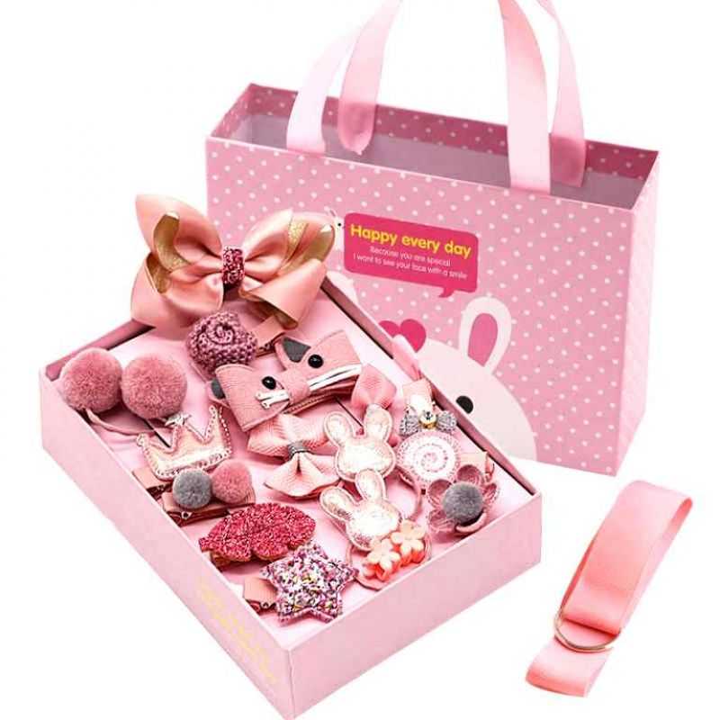 Популярные игрушки для девочек - куклы hairdorables и kindi kids, кот басик