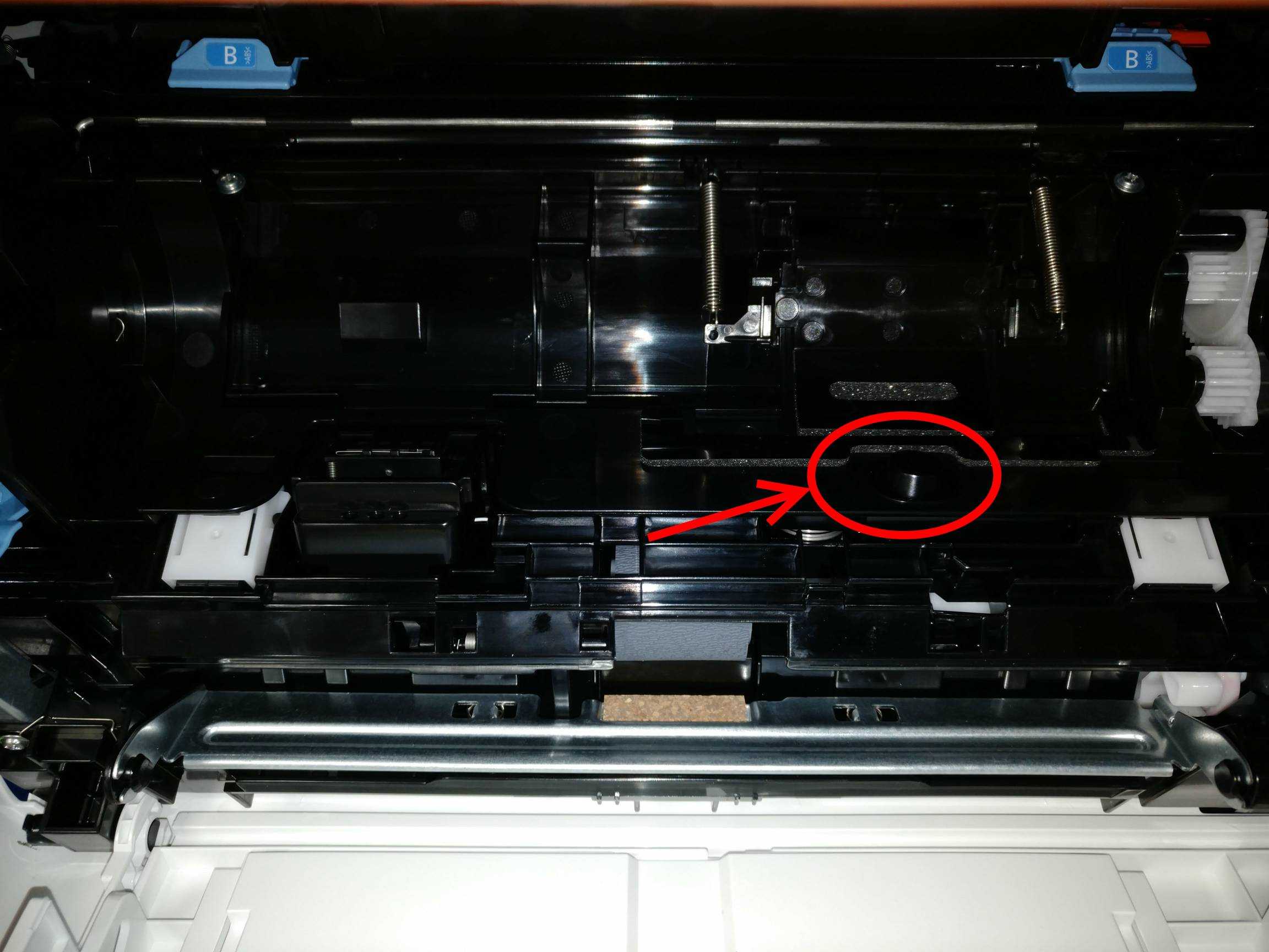 Решение проблем с принтером, при которых он не видит и не берет бумагу из лотка