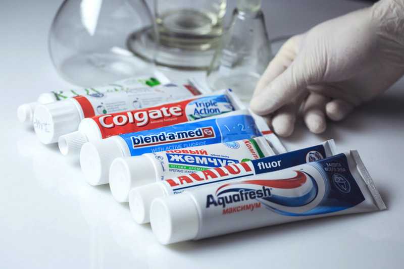 Какая зубная паста лучше? 10 вопросов стоматологу