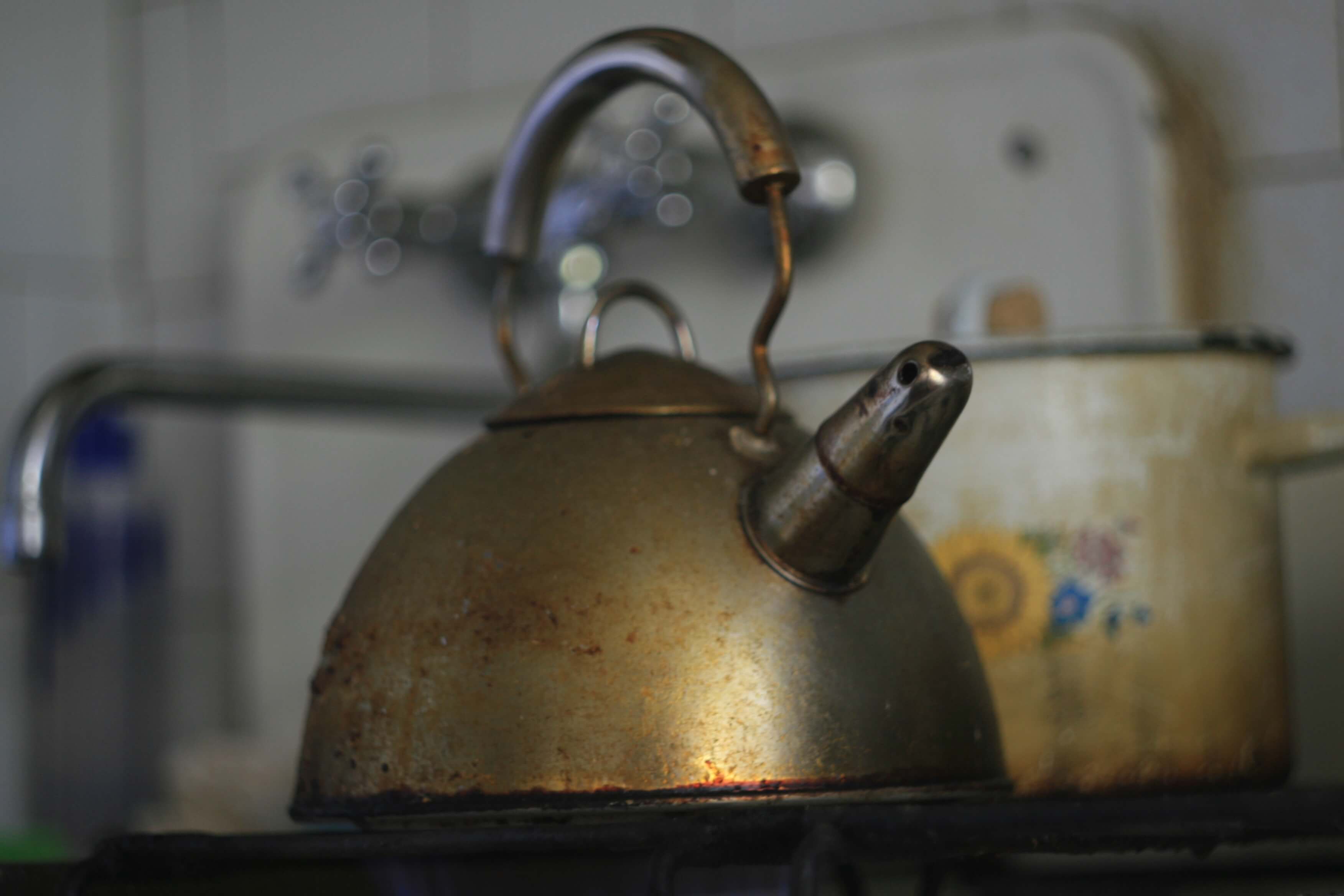Как отмыть чайник от ржавчины внутри: лучшие средства, способы и инструменты