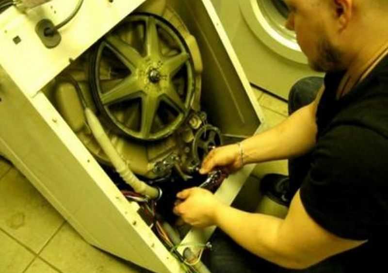 Снимаем подшипник с барабана стиральной машинки своими силами
