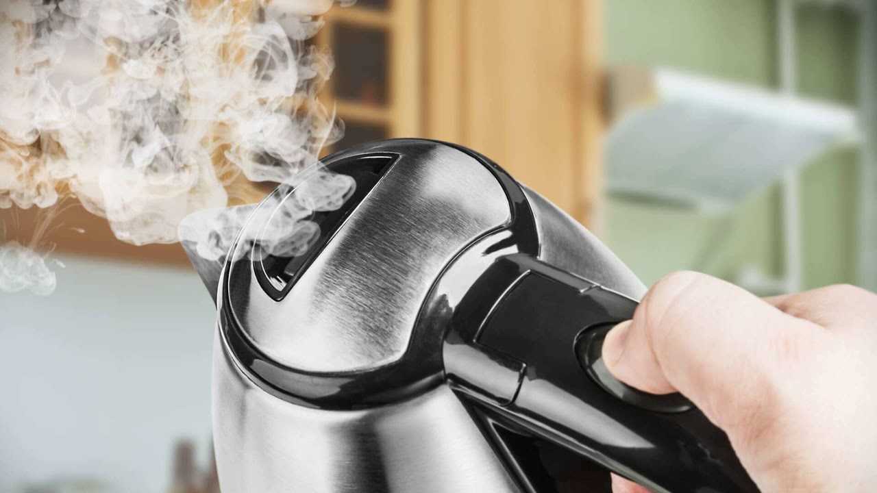 Как убрать запах из чайника Обзор самых эффективных и безопасных народных средств Использование бытовой химии: правила и предосторожности